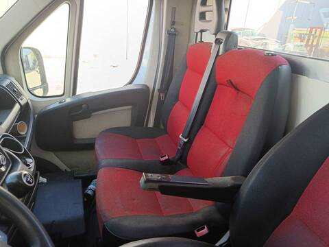 Asiento Delantero Derecho Fiat Ducato 250A1000 CAMION