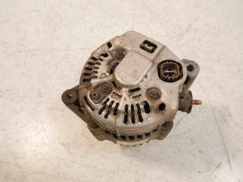 Foto 1ª: Alternador Toyota Hiace 95 - 117 CV [2KD-FTV 2KD] (2009)