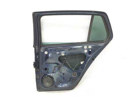 Foto 3ª: Puerta Trasera Derecha Volkswagen Golf SPORT BLUEMOTION TECH. [CZEA] (2014)