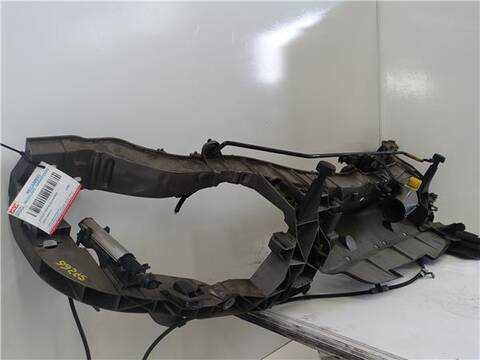 Foto 2ª: Paragolpes Delantero Ford C Max 1.0 TITANIUM 125CV 92KW CB7) [M1DA] (2013)