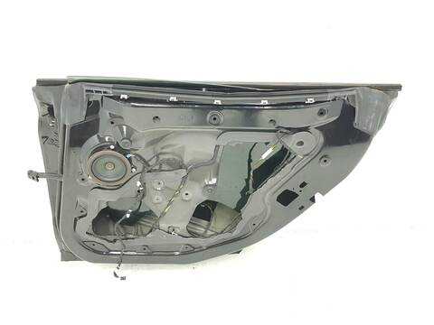 Foto 2ª: Puerta Trasera Derecha Bmw Serie 3 315 2.0 16V TD 150CV [B47D20A] (2013)