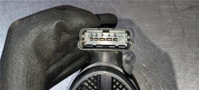 Foto 3ª: Caudalimetro Renault Kangoo 1.5 ALIZE [1.5 LTR. - 62 KW DCI DIESEL]