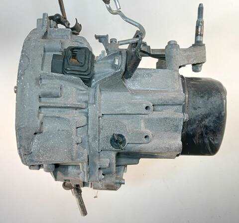 Foto 3ª: Caja Cambios Renault Clio AUTHENTIQUE 1 DCI DIESEL 82CV (2001)
