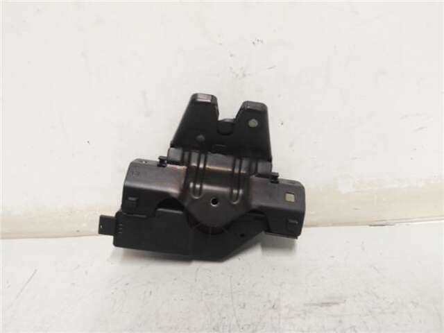 Foto 1ª: Cierre Centralizado Portón Bmw Serie 3 315 2.0 320 CD [2.0 LTR. - 110 KW 24V] [M47N 204 D4]