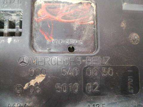 Foto 4ª: Caja Reles Fusibles Mercedes Sprinter 208 D 901.3/902.371-372) 79CV 58KW