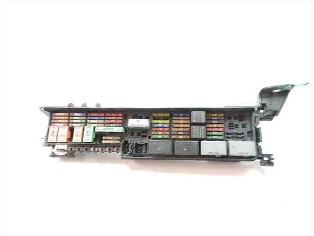 Foto 2ª: Caja Reles Fusibles Mercedes Clase R 280 R 320 CDI 4-MATIC 251.125) 211CV (2005)