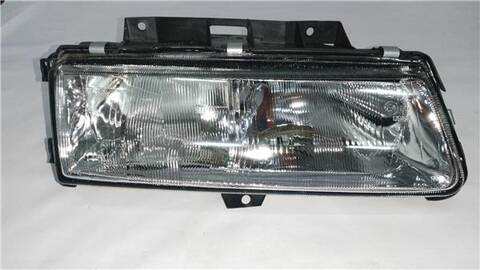Faro Derecho Citroen Xantia 1.9 2.1 TD ACTIVA [1 9 LTR. - 66 KW TD] BERLINA 90CV