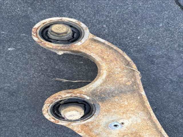 Foto 2ª: Brazo Suspension Trasero Derecho Suzuki Jimny 1.5 DCI 86CV [K9K] (2006)