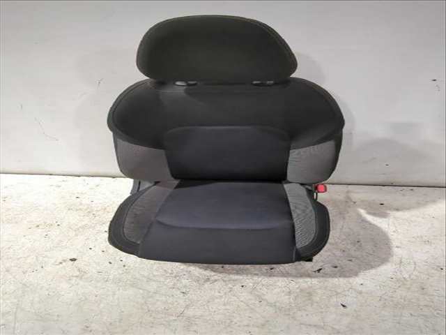 Foto 2ª: Asiento Delantero Derecho Nissan Qashqai 1.3 DIG-T 140CV [HR13DDT] (2013)