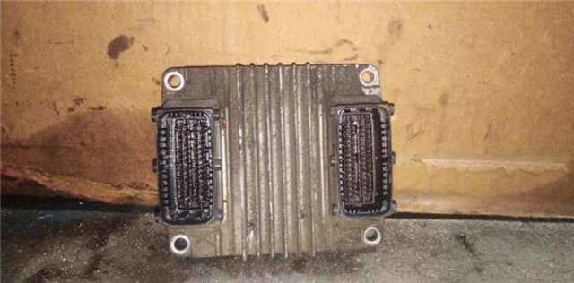 Foto 3ª: Centralita Motor ECU Opel Astra 1.7 DTI 16V [Y 17 DT]