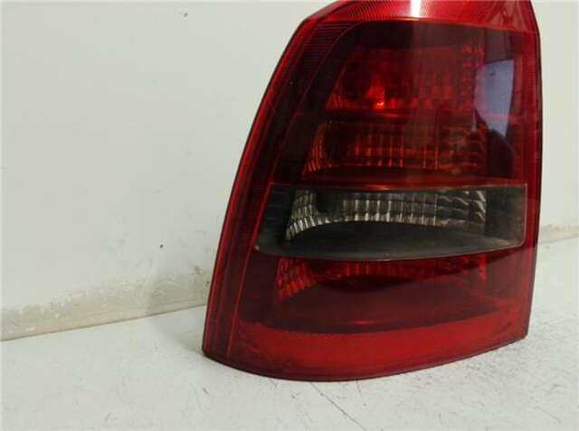 Foto 2ª: Piloto Trasero Izquierdo Opel Astra 2.2 16V (147 CV) [Z22SE]