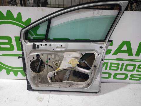 Foto 2ª: Puerta Delantera Derecha Citroen C4 1.6 16V HDI BERLINA 90CV 66KW [9HXDV6ATED4] (2005)