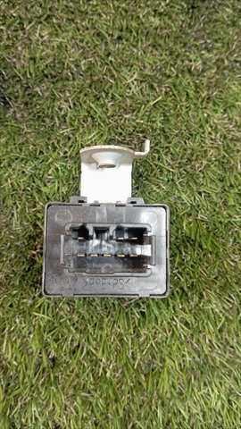 Foto 2ª: Caja Reles Fusibles Lexus LX 4.7 G 470 V8 (2002)