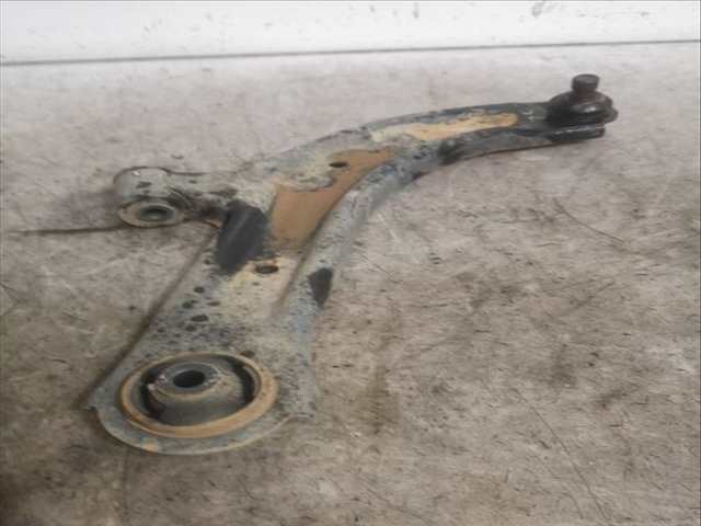 Brazo Suspension Delantero Derecho Nissan NV200 K9K628