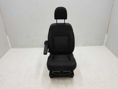 Foto 2ª: Asiento Delantero Izquierdo Nissan NV300 L1H1 27T PRO (2016)
