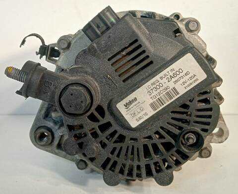 Foto 2ª: Alternador Hyundai i30 CLASSIC 1 CRDI CAT 90CV (2008)