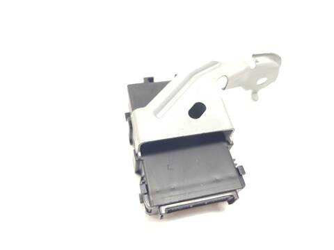 Foto 3ª: Centralita Motor ECU Toyota Yaris HIBRIDO 74 KW 101CV [1NZFXE] (2017)