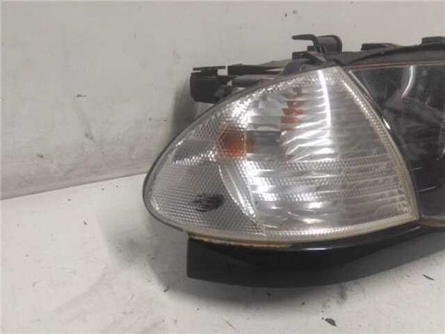 Foto 2ª: Faro Derecho Bmw Serie 3 315 3.0 330D [3.0 LTR. - 135 KW 24V TURBODIESEL CAT] [M57 D30 (30 6 D1)]