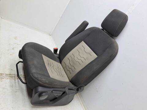Foto 4ª: Asiento Delantero Izquierdo Ford Transit 300 L1 TOURNEO SPORT 170CV 125KW [YNFS] (2017)
