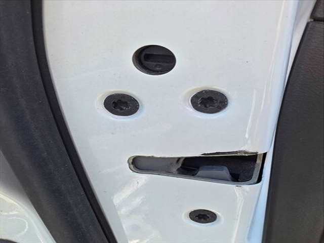 Cerradura Puerta Trasera Izquierda Ford Focus TREND 116CV 85KW