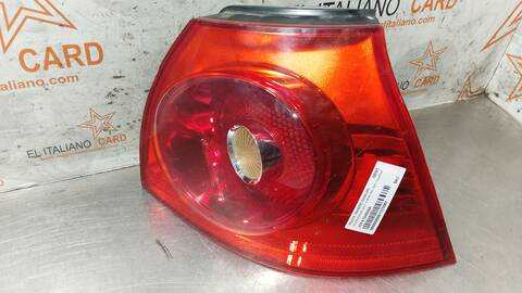 Foto 3ª: Piloto Trasero Derecho Volkswagen Golf TRENDLINE BERLINA 105CV 77KW [BKC] (2005)