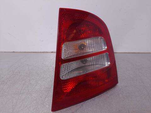 Piloto Trasero Derecho Skoda Octavia AMBIENTE BERLINA 90CV 66KW