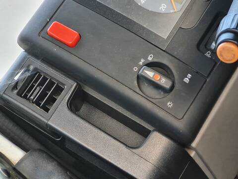 Mando Luces Mercedes Vario PRDK - 616 D OM 904 LA CABINA DOBLE 156CV 115KW