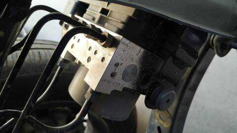 Foto 3ª: Abs Citroen C4 FEEL BERLINA 110CV 81KW [YH01] (2022)