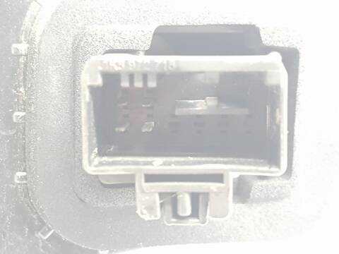 Foto 3ª: Piloto Trasero Central Seat Leon STYLE (2020)