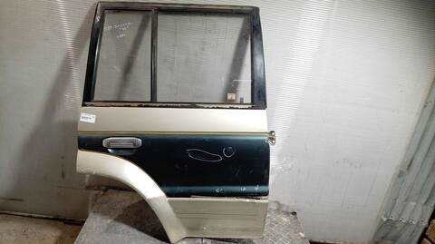 Foto 3ª: Puerta Trasera Derecha Mitsubishi Montero 87CV 64KW