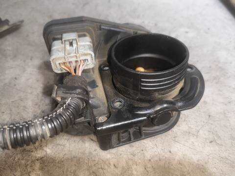 Foto 3ª: Caja Mariposa Peugeot 206 NFU COUPE (2001)