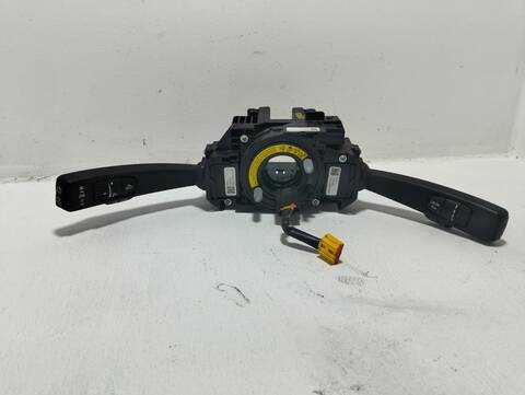 Mando Multifuncion Volvo V60 SUMMUM 2 DIESEL CAT 1969 CM3) 150CV