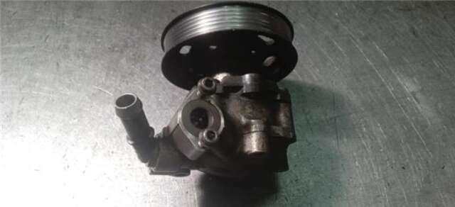 Foto 3ª: Bomba Servodireccion Audi A4 2.0 BASIS [2.0 LTR. - 105 KW 16V TDI] [CAGA]