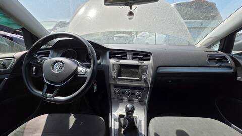 Salpicadero Volkswagen Golf EDITION BLUEMOTION TECH. 105CV 77KW