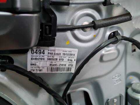 Foto 2ª: Elevalunas Manual Trasero Derecho Hyundai ix35 1.7 CRDI 116CV 85KW [D4FD] (2015)