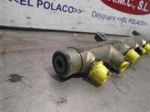 Foto 3ª: Rampa Inyectora Renault Trafic 1.9 DIESEL 101CV 74KW [F9Q U7] (2003)