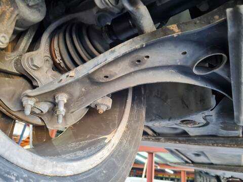 Brazo Suspension Delantero Derecho Audi Q3 35 TDI BASICO 149CV 110KW