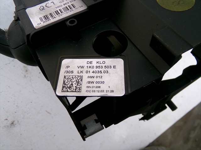Foto 3ª: Mando Multifuncion Volkswagen Golf 1.9 TDI SERIE 5,2004-2008 [BKC] (2004)