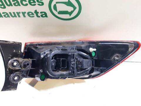 Foto 3ª: Piloto Trasero Izquierdo Renault Clio AUTHENTIQUE 73CV 54KW [D4F D7] (2013)