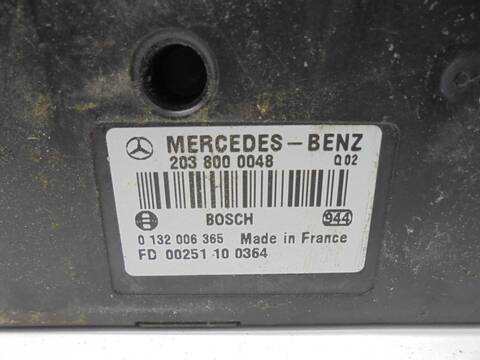 Foto 2ª: Centralita Cierre Centralizado Mercedes Clase C 160 200 CDI 203.004) BERLINA 116CV 85KW [611962] (2000)
