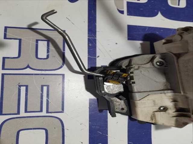 Foto 3ª: Cerradura Puerta Trasera Derecha Seat Exeo 2.0 TDI 143CV [CAGA] (2008)