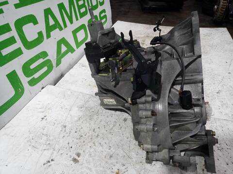 Foto 2ª: Caja Cambios Ford Focus TREND 101CV [FFDA] (1998)