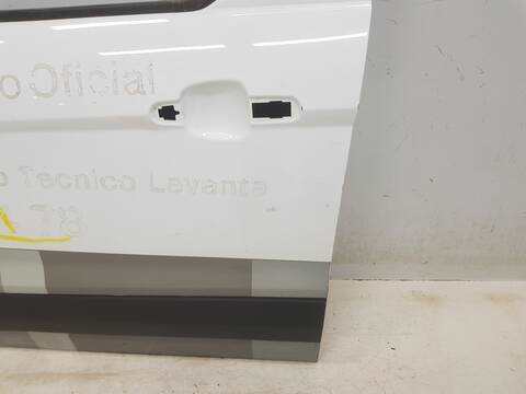 Foto 2ª: Puerta Delantera Izquierda Ford Transit FURGON 200 L1 AMBIENTE (2018)