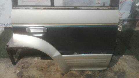 Foto 2ª: Puerta Trasera Derecha Mitsubishi Montero 87CV 64KW