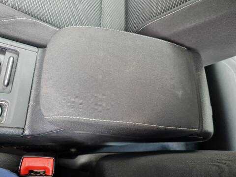 Foto 1ª: Consola Central Volkswagen Golf ADVANCE 116CV 85KW [DDYA] (2018)