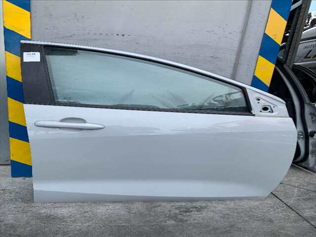 Puerta Delantera Derecha Toyota Yaris 1.5 HIBRID 116CV 0CV