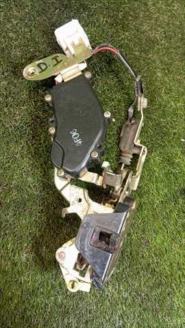 Foto 2ª: Cerradura Puerta Delantera Izquierda Toyota 4 Runner 3.0 T DIESEL (1993)