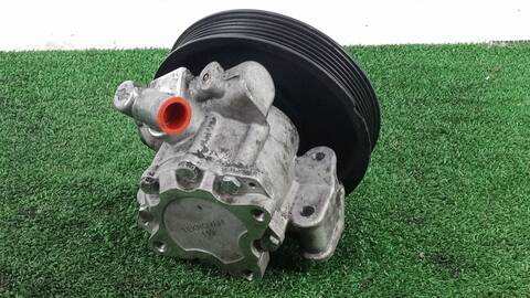 Foto 2ª: Bomba de Direccion Mercedes Clase CLK 270 CDI 209.316) 170CV 125KW C209) [OM 612.962,OM 612.967] (2003)