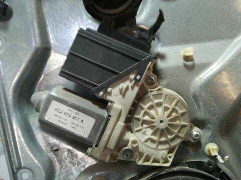 Foto 2ª: Elevalunas Eléctrico Delantero Derecho Seat Ibiza COOL 64CV 47KW [AZQ] (2002)