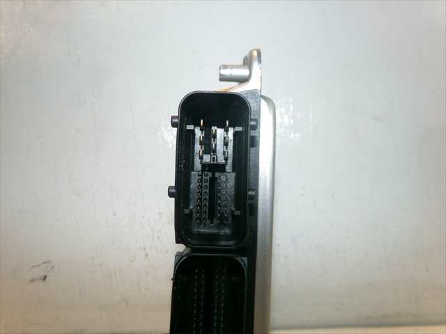 Foto 3ª: Centralita Motor ECU Audi A4 1.9 TDI RANCHERA, 2000-2004 [AVF] (2004)